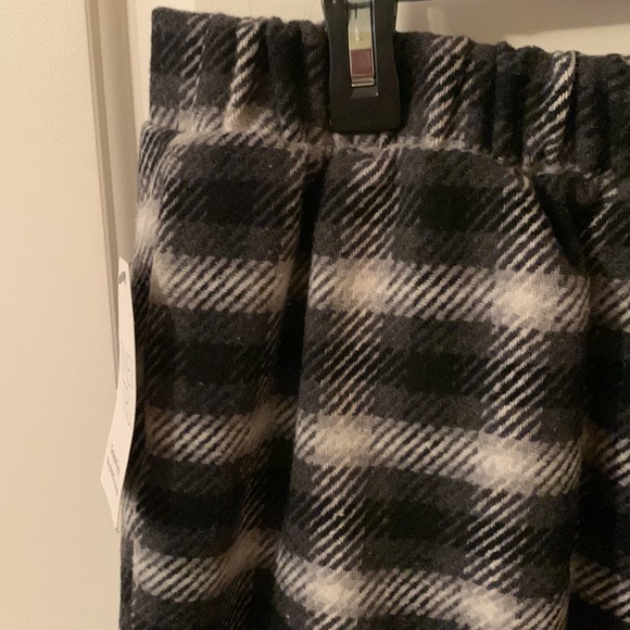 NWT Time and Tru XXL black & grey plaid faux wrap fringe heavy skirt - Picture 7 of 16